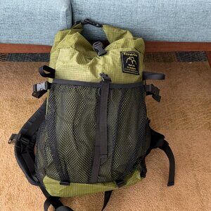 Etowah Wolf Day Ultralight Backpack Ultra Grid 25L Unused
